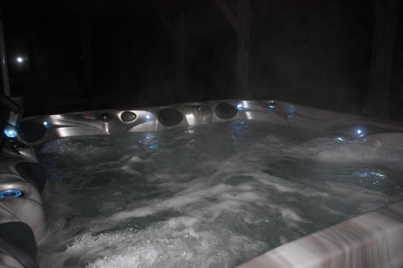 Domaine De La Prevostais Bed & Breakfast Pleucadeuc Екстериор снимка